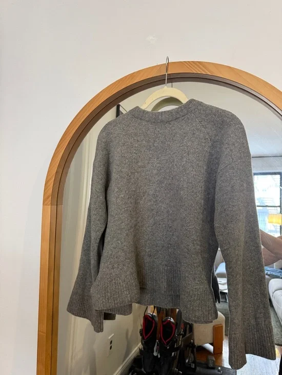 100% Wool Reformation Sweater - Picture 3 of 4